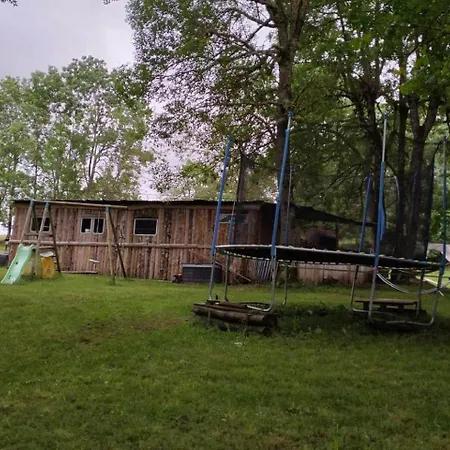 à La Ferme Parque de Campismo *