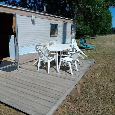 Sejour A La Ferme Kemping Valuejols